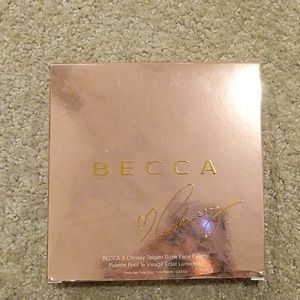BECCA x Chrissy Teigen Flow Face pallette